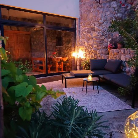 Apartments Sandra Lovran Zewnętrze zdjęcie