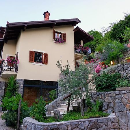 Apartments Sandra Lovran Zewnętrze zdjęcie
