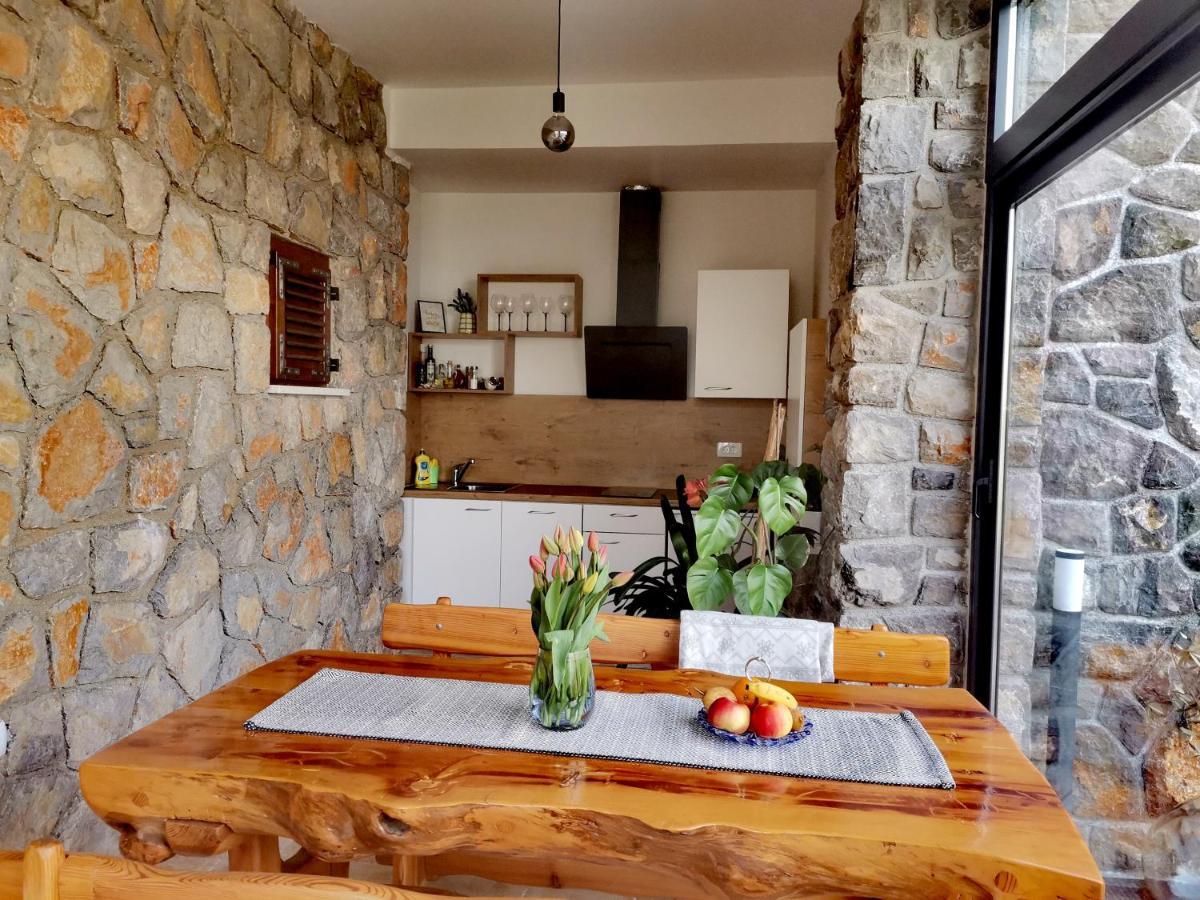 Apartments Sandra Lovran Zewnętrze zdjęcie